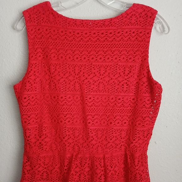 Emma & Michele Dress Women's Size Large  Red Eyelet Crochet VNeck Sleeveless - Picture 5 of 9